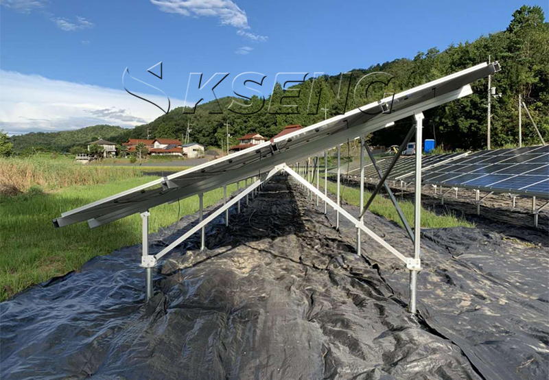 Solar-Bodenmontagesystem.jpg