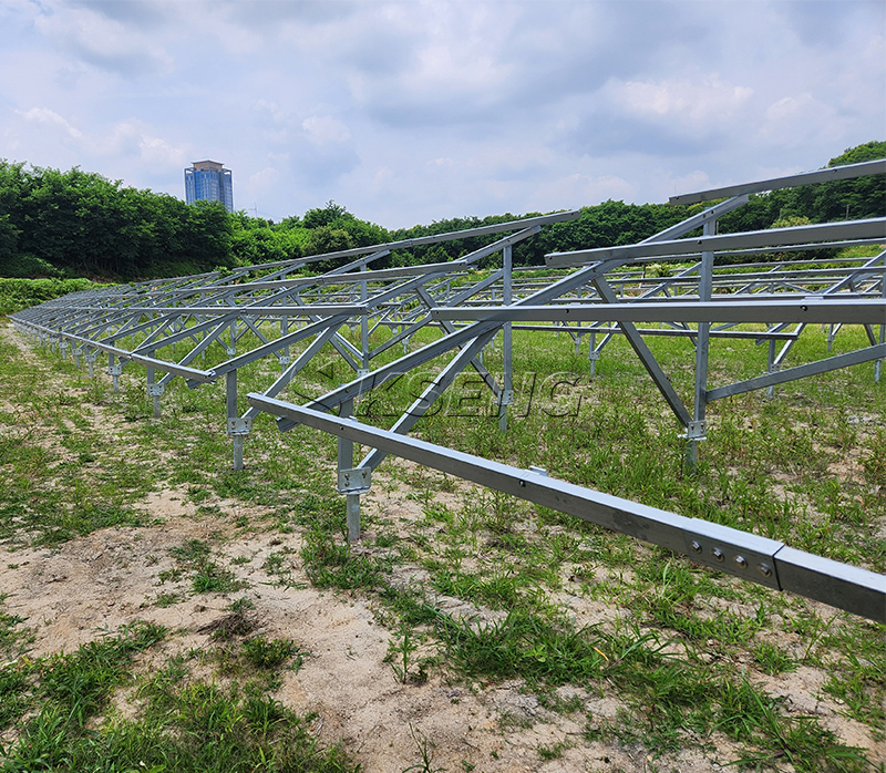 Solar-Bodenmontagesystem