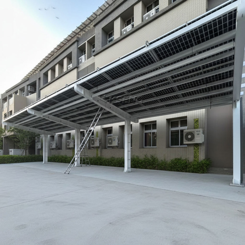Gewerblicher Solarparkplatz mit freitragendem Carport