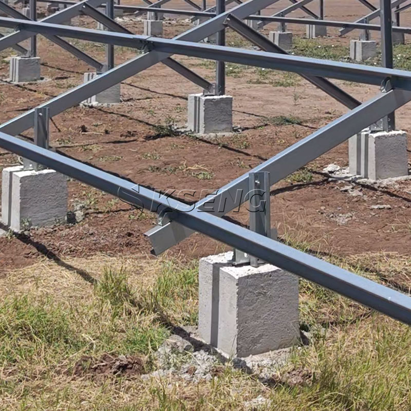 Solar-Bodenmontagesystem aus Zink-Aluminium-Magnesium-Kohlenstoffstahl f&uuml;r Betonfundamente