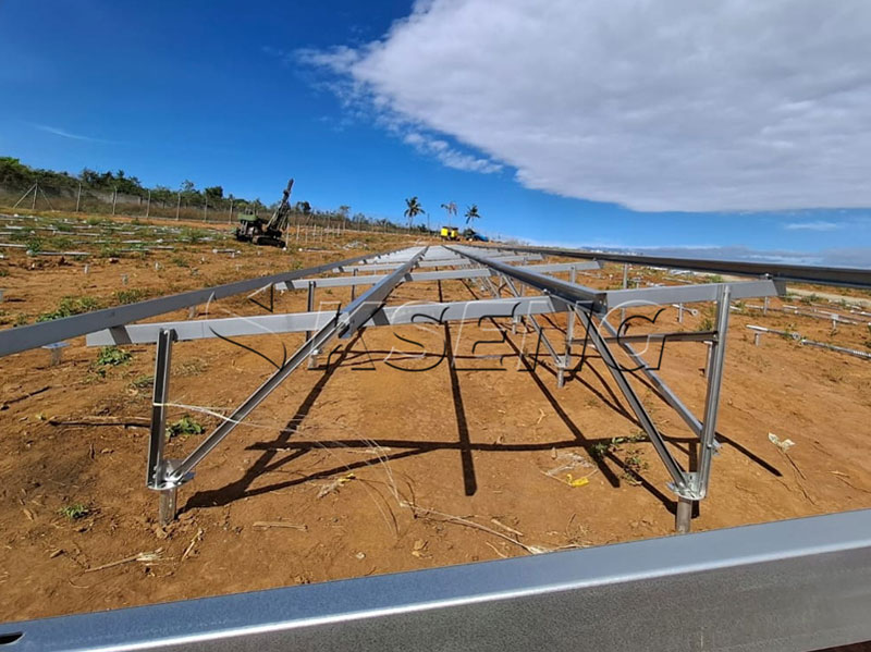 5.-K&uuml;sten-Solarkraftwerk-Al-Zn-beschichtete-Stahlhalterungen