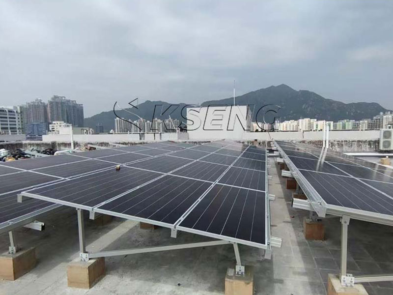 Kommerzielle Solarmontage auf D&auml;chern: Technische Eckpunkte f&uuml;r eine zuverl&auml;ssige Installation