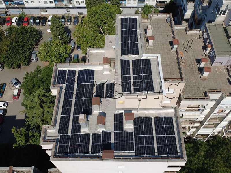 Solar-Ballast-Montagesystem erfolgreich auf Betonflachdach in Montenegro installiert